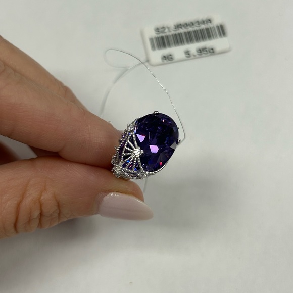 Suzy Levian Sterling Silver Purple Oval CZ Ring NWT - Picture 3 of 8